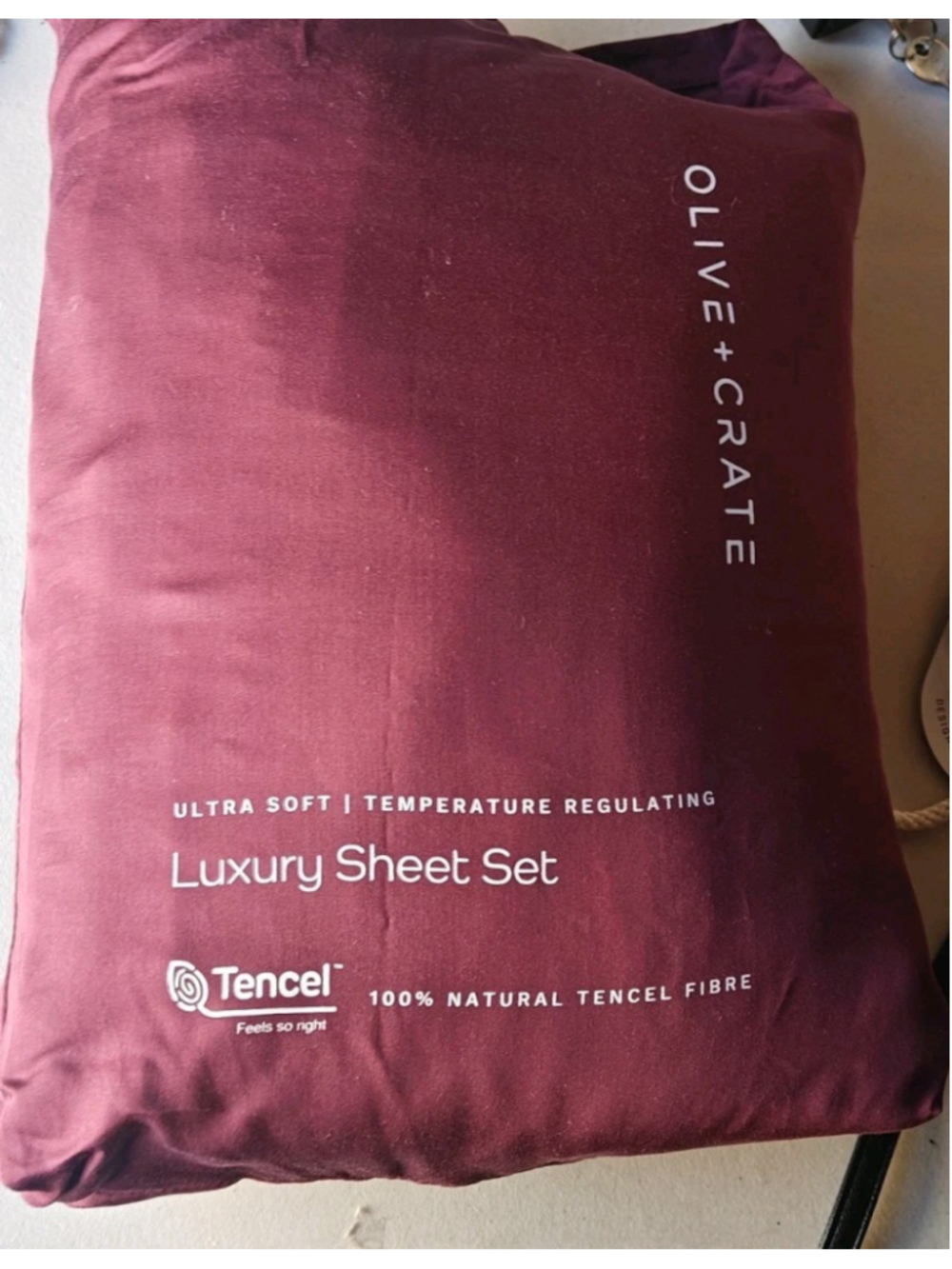 Olive Crate 100% Eucalyptus TENCEL Cooling - QUEEN Sheet Set 4pc Sour Cherry - Picture 2 of 4